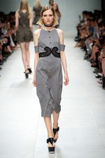 カルヴェン(CARVEN) 2014年春夏コレクション - 柄が織りなす生意気なエレガンス｜写真33