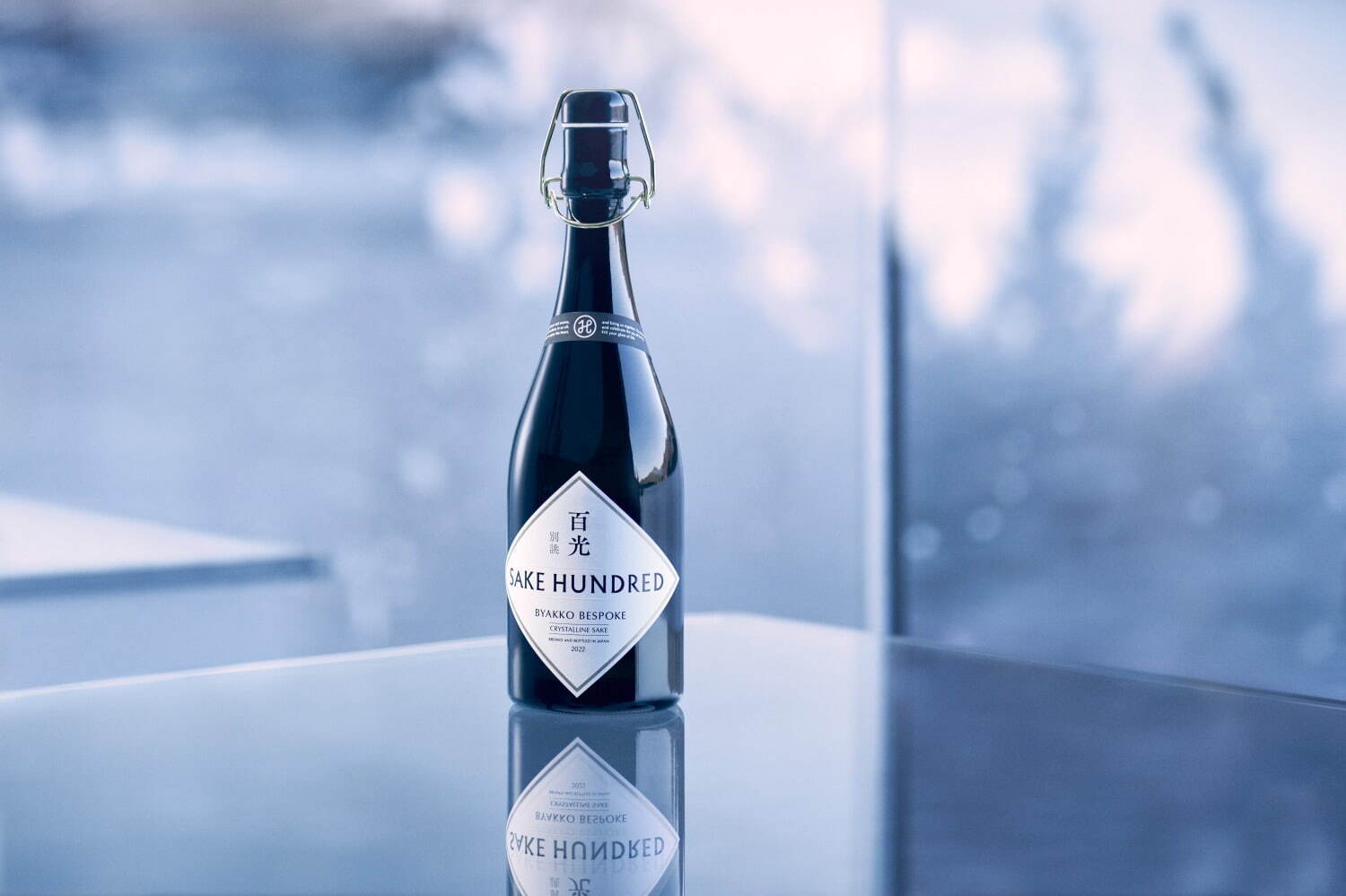 最高峰”日本酒ブランド・サケハンドレッドの「百光」が限定ボックスで 