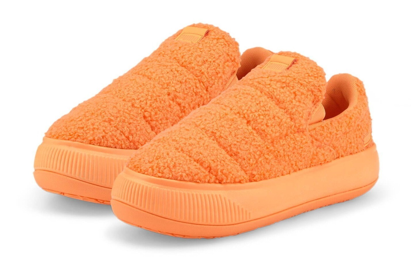 プーマ「スウェード マユ」