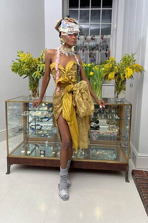 アンドレアス・クロンターラー フォー ヴィヴィアン・ウエストウッド(Andreas Kronthaler for Vivienne Westwood) 2021-22年秋冬ウィメンズ&メンズコレクション  - 写真28