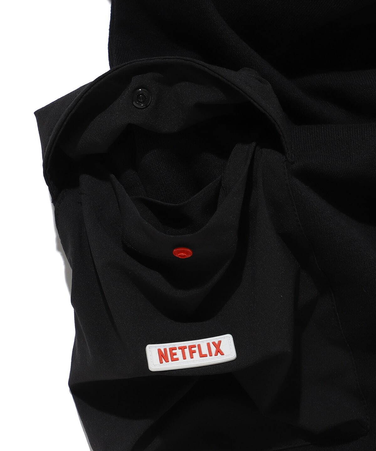 【限界値下げ】BEAMS × Netflix コラボフーディ