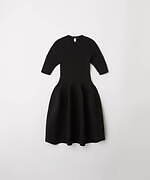 CFCLの22年春夏新作“壺”のようなシルエットのニットドレス＆コード付きサングラスなど｜写真3