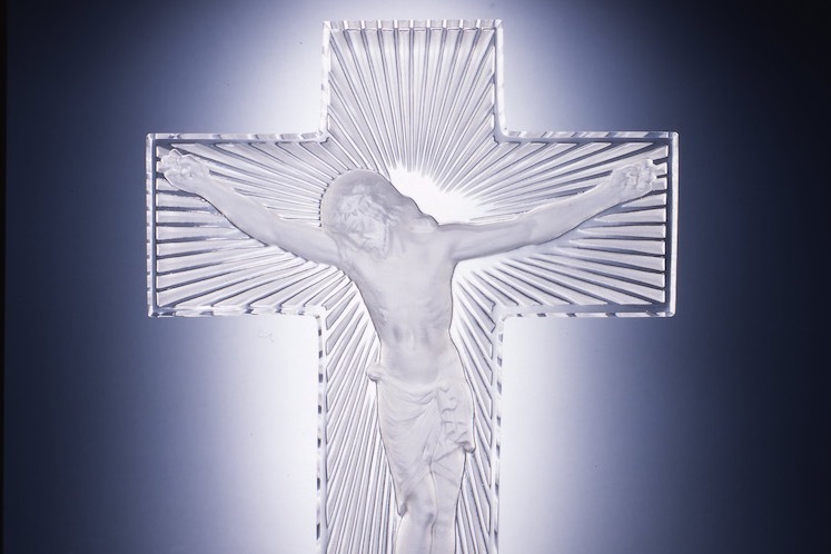 美術館｜「明日への祈り展」箱根ラリック美術館で - “祈り”をテーマにラリックの静謐な作品を紹介