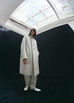 Scye 2022年春夏メンズ・ウィメンズコレクション - クラシックに重なる大人の遊び｜写真21