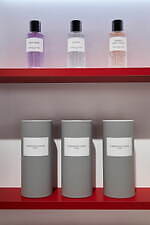 ディオール“ニュールック”着想のメイクアップイベントが伊勢丹新宿で開催、千鳥格子柄限定コスメも｜写真27