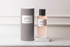 ディオール“ニュールック”着想のメイクアップイベントが伊勢丹新宿で開催、千鳥格子柄限定コスメも｜写真11