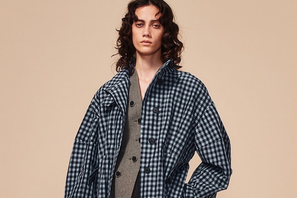 アキラナカ 2022年プレフォールコレクション - 五木田智央の作品に見出す“エレガンス”