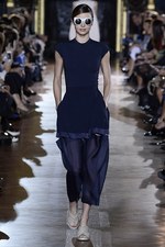 ステラ マッカートニー 2014年春夏コレクション - マスキュリンなエレメントで際立つ魅惑｜写真1