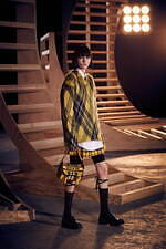 ディオール 2022年フォールウィメンズコレクション - ユニフォームの概念から見出す新エレガンス｜写真3