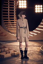 ディオール 2022年フォールウィメンズコレクション - ユニフォームの概念から見出す新エレガンス｜写真15