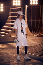 ディオール 2022年フォールウィメンズコレクション - ユニフォームの概念から見出す新エレガンス｜写真50