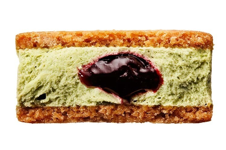 ディーン＆デルーカのバターサンドに限定フレーバー「ピスタチオ」王道ラムレーズンなど4種を食べ比べ｜写真4