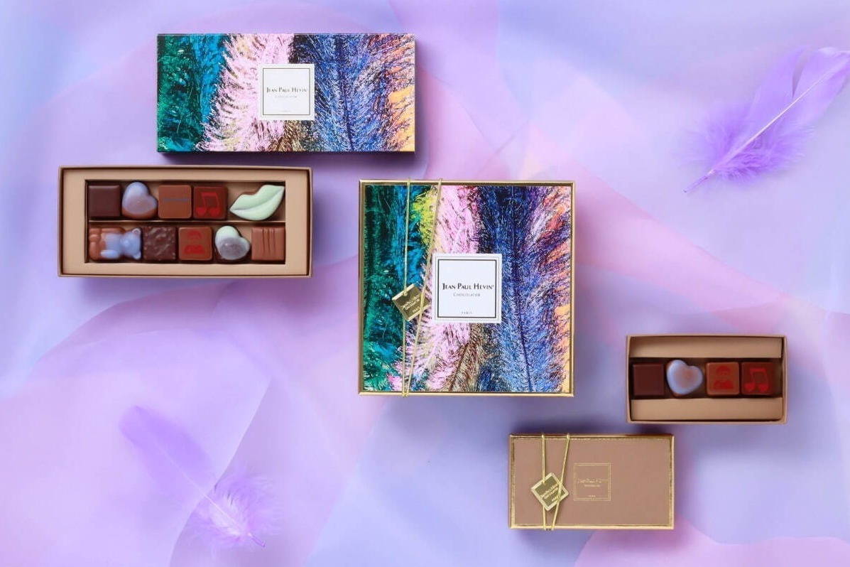 ジャン＝ポール・エヴァン“カラフルな羽根”BOX入りレモン風味のチョコ、サロン・デュ・ショコラ限定で
