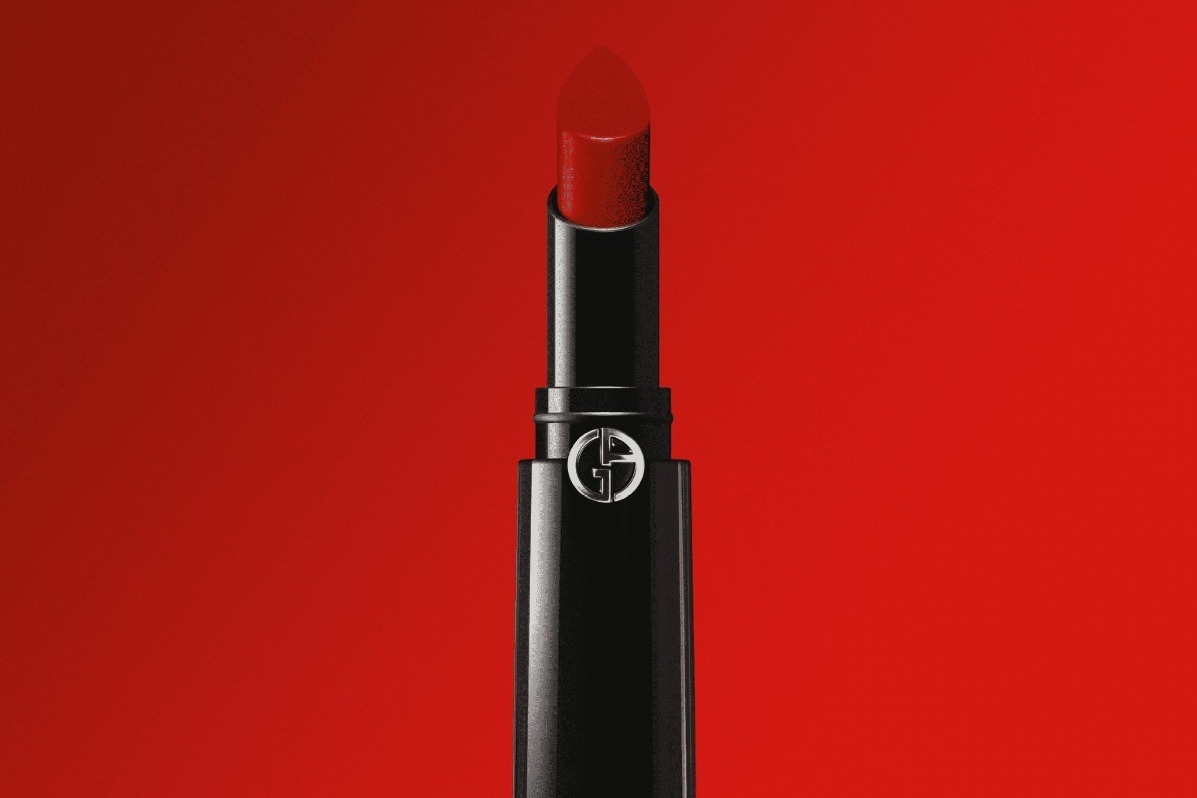アルマーニ ビューティ22年春コスメ、高発色の"ドロップ型”ルージュ「リップ パワー」誕生