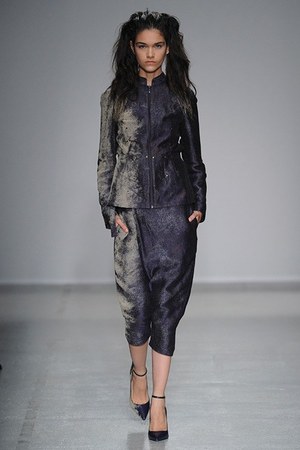 A.F.ヴァンデヴォースト(A.F.VANDEVORST) 2014年春夏ウィメンズコレクション  - 写真24