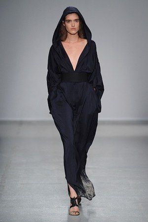 A.F.ヴァンデヴォースト(A.F.VANDEVORST) 2014年春夏ウィメンズコレクション  - 写真35