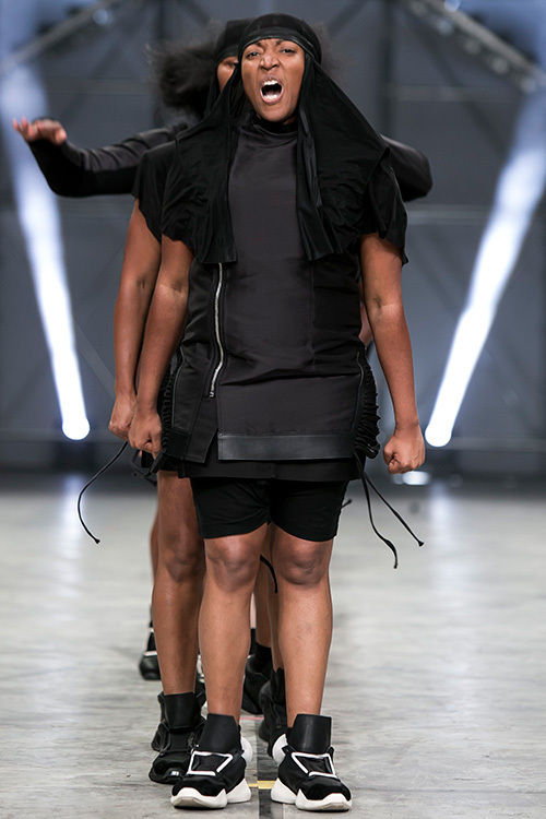 リック・オウエンス(Rick Owens) 2014年春夏ウィメンズコレクション  - 写真1