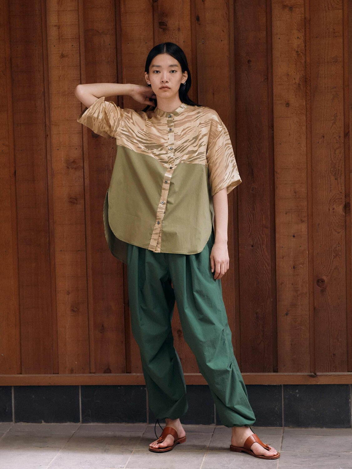 ランブルレッド 2022年春夏｜ イージー/ジョガーパンツ