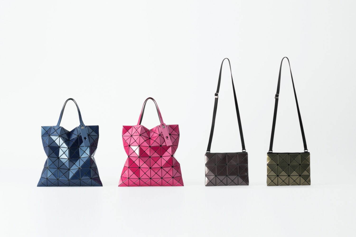 BAO BAO ISSEY MIYAKE22年新作バッグ、“楕円形”の新ハンドバッグなど｜写真3