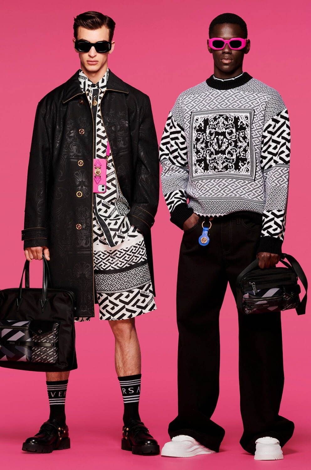 ヴェルサーチェ(VERSACE) 2022年プレフォールウィメンズ&メンズコレクション  - 写真17