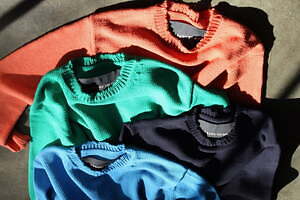 soeからM.I.U.限定コットンニット、ほつれたようなダメージ感を再現