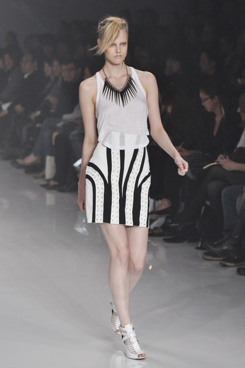 ジーヴィージーヴィー(G.V.G.V.) 2010年春夏ウィメンズコレクション  - 写真9