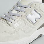 ニューバランスのユナイテッドアローズ別注スニーカー、“オフホワイト”スエードアッパーをユニセックスで｜写真14