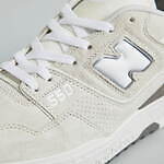 ニューバランスのユナイテッドアローズ別注スニーカー、“オフホワイト”スエードアッパーをユニセックスで｜写真9