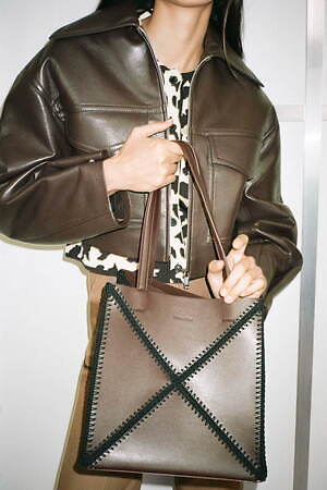 ナヌーシュカ(Nanushka) 2022年プレフォールウィメンズ&メンズコレクション  - 写真25