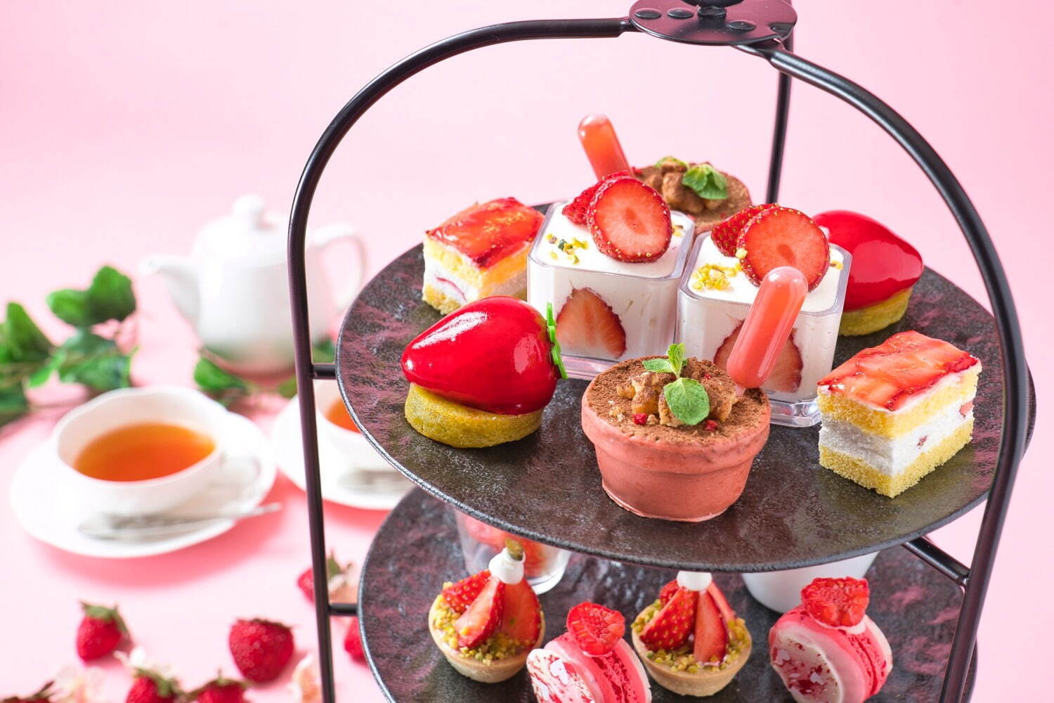 ストロベリーガーデン 苺アフタヌーンティーが池袋で とちおとめショートケーキや鉢植えティラミス ファッションプレス
