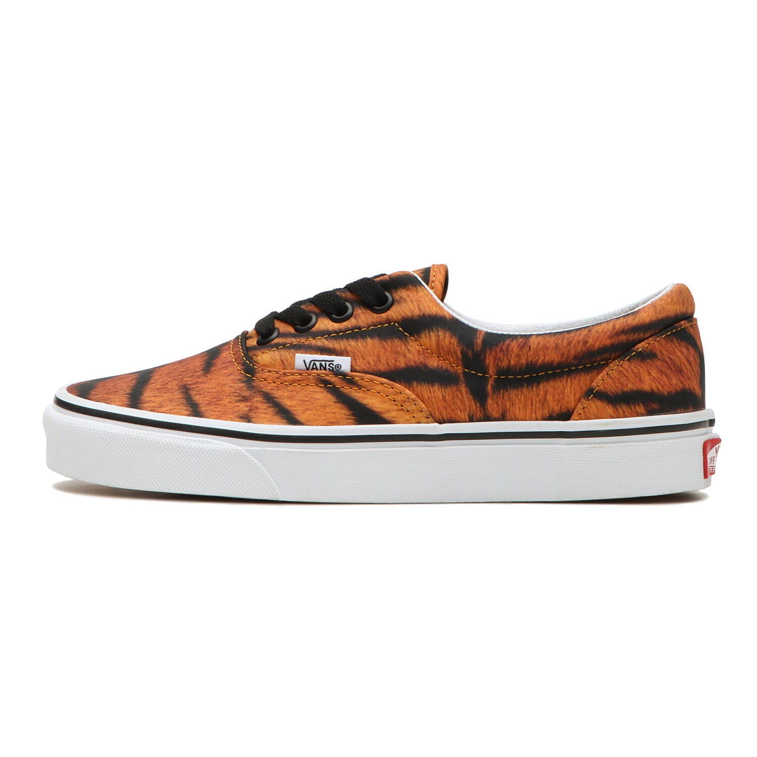 VANSの新作スニーカー“寅年”タイガー柄「オールドスクール」「エラ 