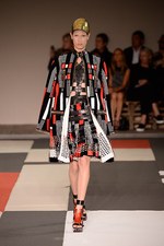 アレキサンダー・マックイーン 2014年春夏コレクション - 力強く生まれ変わった20世紀アート｜写真4