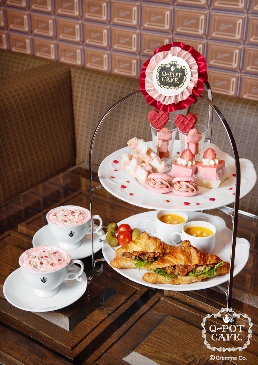 Q-pot CAFE.バレンタインスイーツ、ショコラ＆ベリーのハートケーキや 