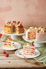 アフタヌーンティー・ティールーム＆ラブアンドテーブル新作“プリン付き”苺パフェ＆ミルクレープ｜写真9