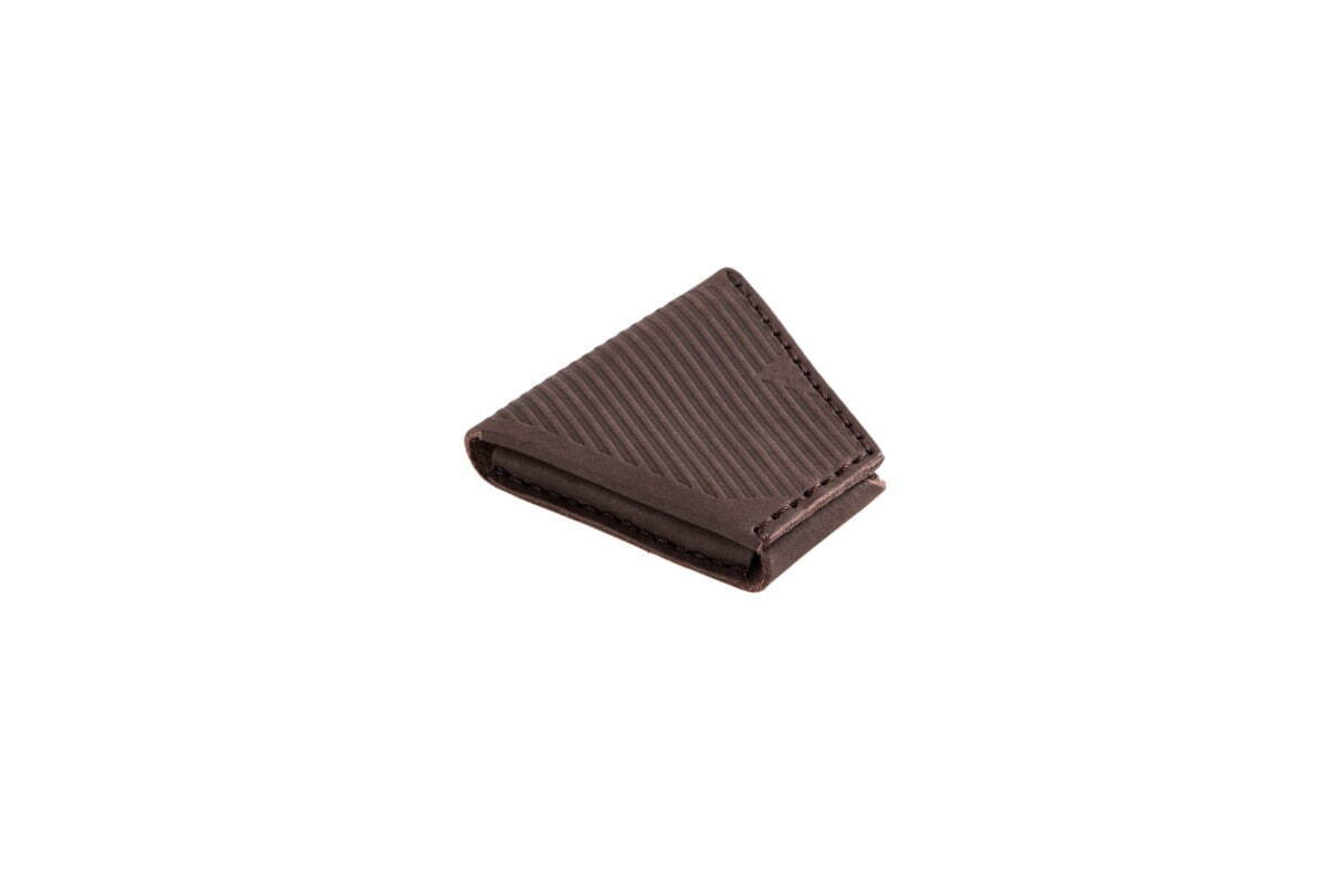 土屋鞄製造所“チョコレート感たっぷり”レザー小物、革のマウスパッド＆コインケース製作キット｜写真7