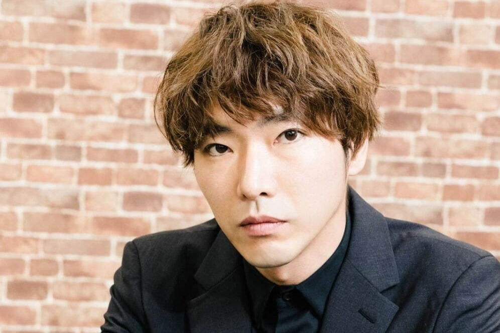 俳優・柄本佑にインタビュー、映画キャラクターを“真似る”独自のファッション観とは？