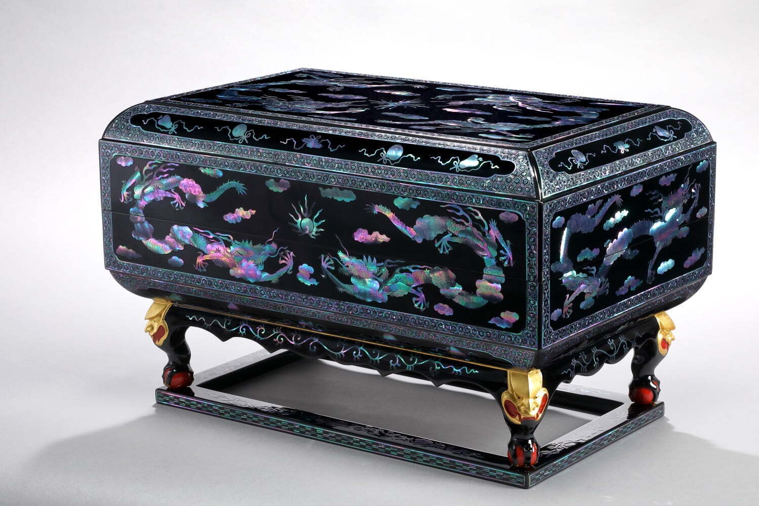 博物館｜東京国立博物館「手わざ ─王国の文化─」高度な手仕事で製作された、琉球王国の模造復元品を展示