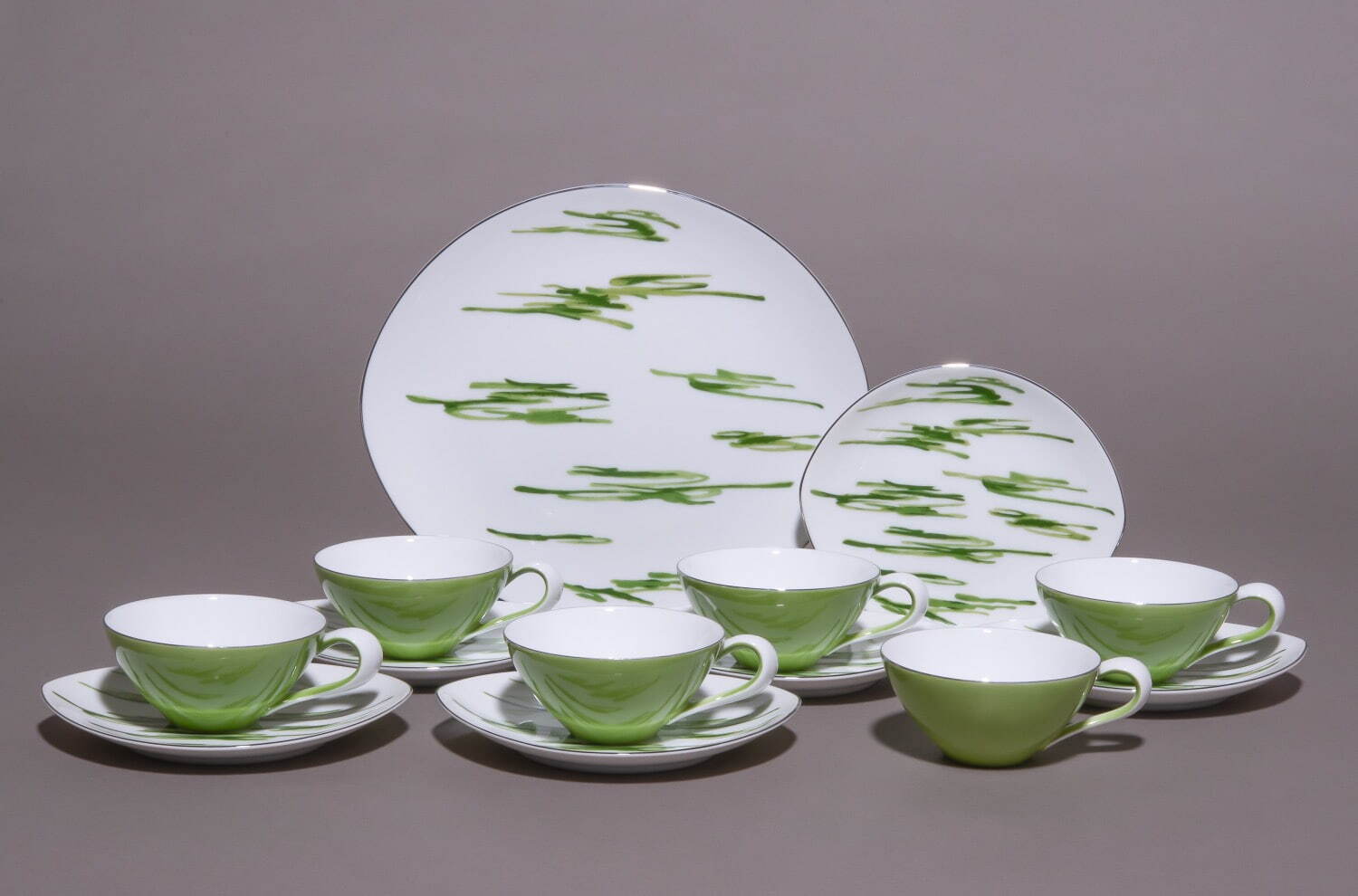 ロマンセット《ツンドラ》1958年(昭和33年) 鳴海製陶株式会社 個人蔵