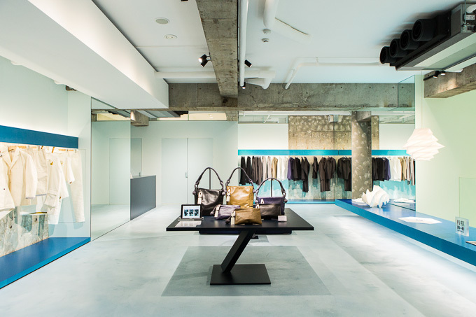 イッセイミヤケの新規店「リアリティ・ラボ」が誕生 - 店舗デザインは吉岡徳仁、オム プリッセもデビュー | 写真