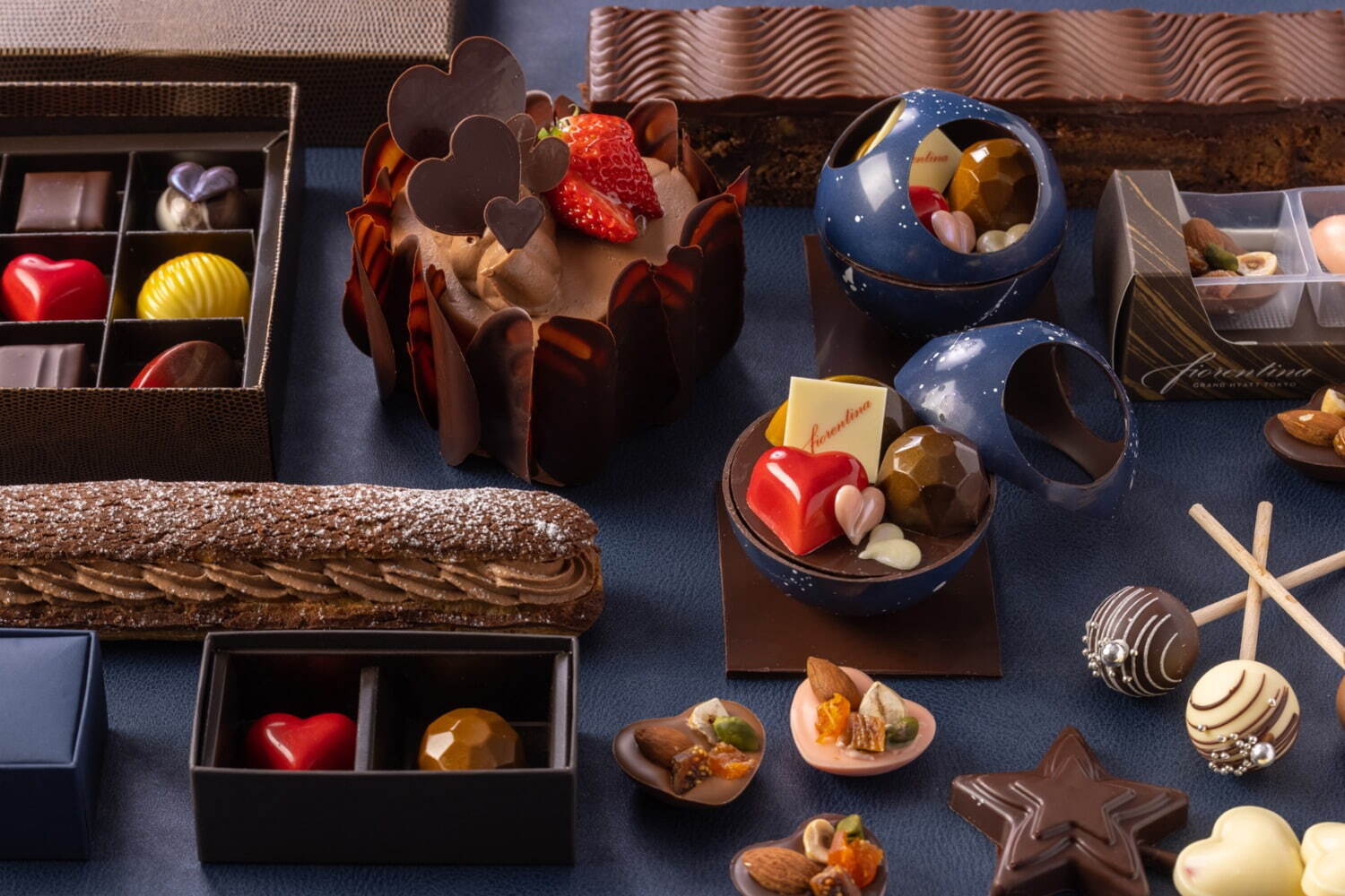 グランド ハイアット 東京、特別なチョコレートケーキやブラウニーなどバレンタイン限定スイーツ｜写真1