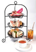 ダンヒルのバレンタイン2022 - 新作チョコボックスやアフタヌーンティー、パフェが銀座で｜写真3