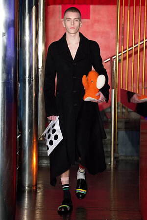 JW アンダーソン(JW Anderson) 2022-23年秋冬メンズコレクション  - 写真1