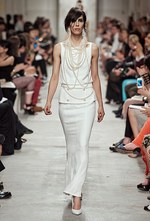 シャネル 2013-14年クルーズコレクション - 光とフェミニティ、スポーツスタイルが溶け合って｜写真78