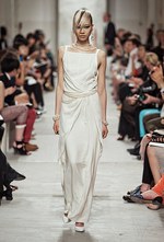 シャネル 2013-14年クルーズコレクション - 光とフェミニティ、スポーツスタイルが溶け合って｜写真79