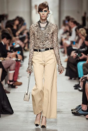 シャネル 2013-14年クルーズコレクション - 光とフェミニティ シャネル 2013-14年クルーズコレクション - 光とフェミニティ