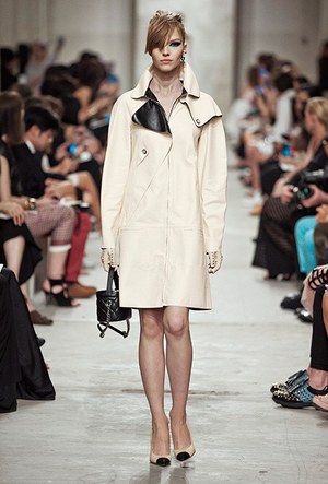 シャネル 2013-14年クルーズコレクション - 光とフェミニティ シャネル 2013-14年クルーズコレクション - 光とフェミニティ