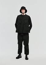 ディーベック×オールモストブラック、ゴアテックス素材のシェルジャケットやシャツなど｜写真18