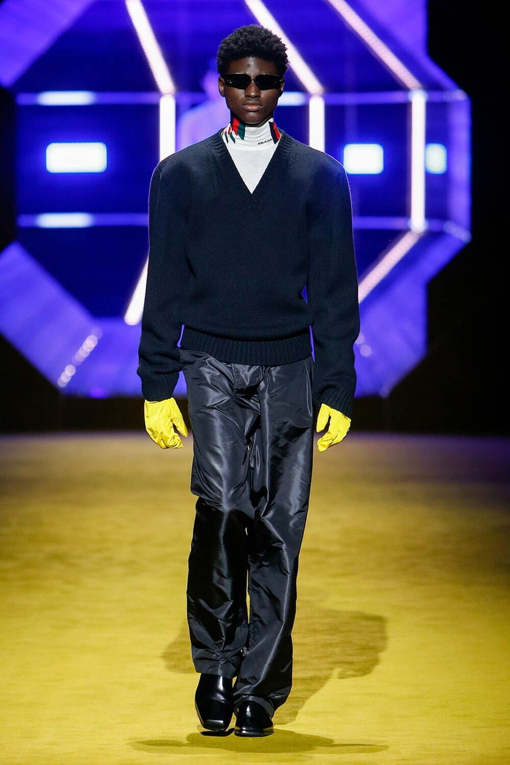 プラダ(PRADA) 2022-23年秋冬メンズコレクション - ファッションプレス