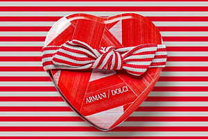 アルマーニ / ドルチのバレンタイン＆ホワイトデー、ソフトダークなプラリネチョコ入り“ハート”缶