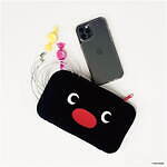 「ピングー水族館グッズ」の新作、ピングーの顔を描いたマルチケースやボア巾着｜写真2